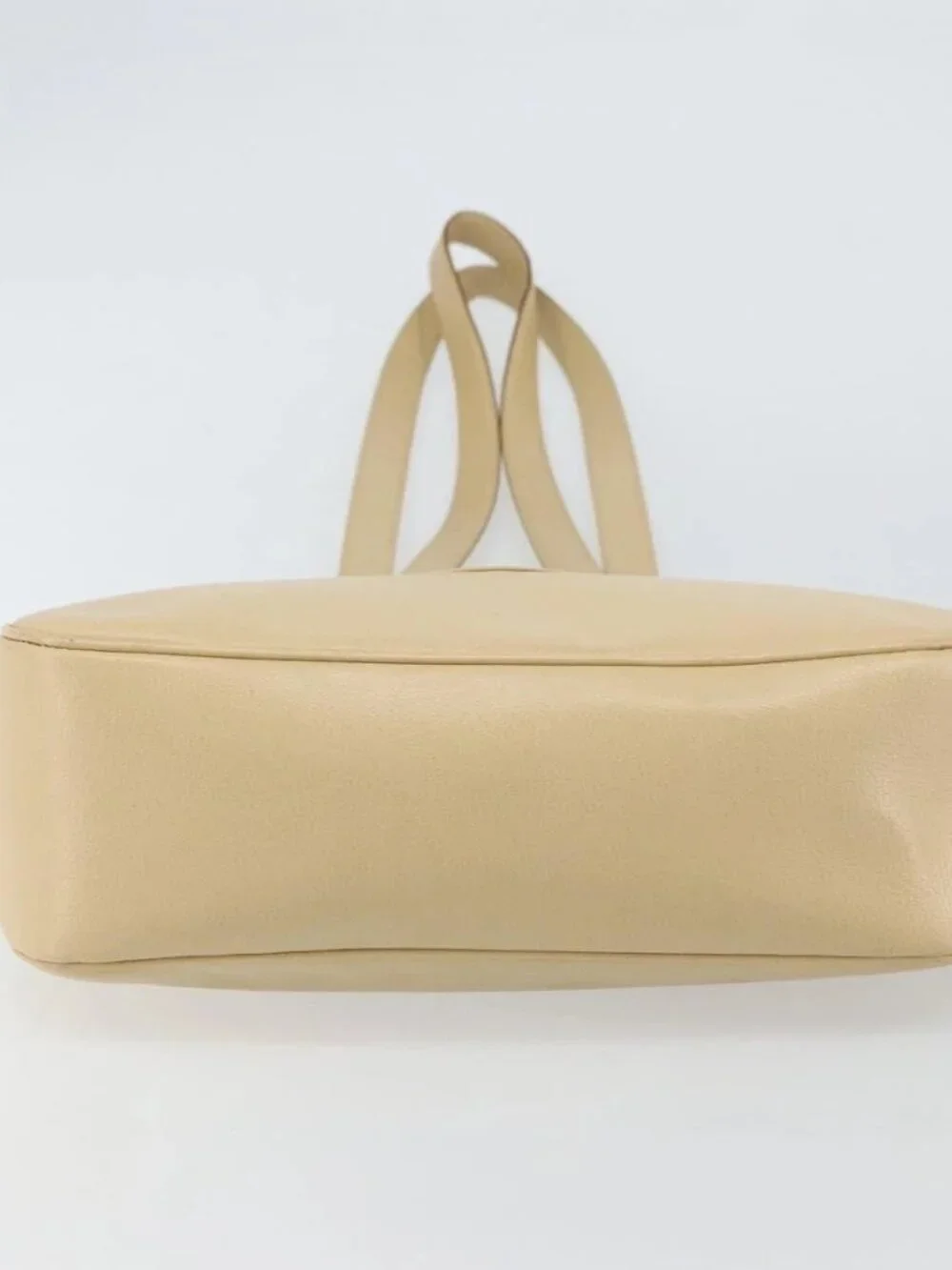 Salvatore Ferragamo Gancini Shoulder Bag Leather Beige Gold Auth 161430